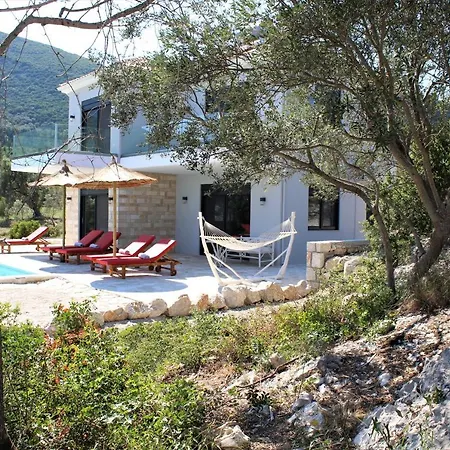 Maura-lefkada